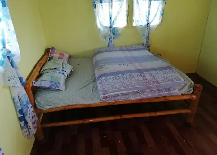 Harlyns Hostel Santa Cruz (Cebu)
